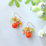 オレンジ＆フラワー　ピアス(イヤリング）