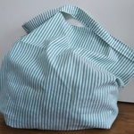 グリーンストライプの小さめ エコバッグ  コンビニ   お弁当  お子さま用にも