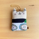 ミナペルホネン お昼寝猫のぬいぐるみ ٭ バッグチャーム.01