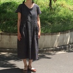 【ご注文品】コットン100% 藍色の水玉模様の半袖ワンピース 
