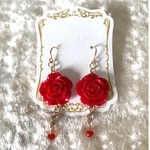 赤い薔薇のフックピアス/イヤリング