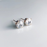 ≪14kgf≫vintage swarovski クリスタル スタッドピアス