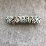 陶器　お花畑のバレッタ 