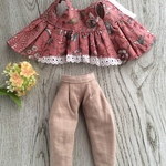 ブライス人形のハンドメイド洋服＊ティアードトップス＆綿のパンツ