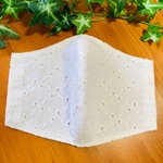 【大人用☆*°夏マスク】[C] リボン  2枚重ね  オフホワイト  レース刺繍生地で涼やかに〜♪コットン＋さらし  サラッと乾きやすい