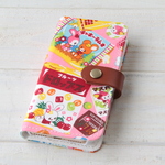  iPhone14シリーズSE3対応 cute❤︎な駄菓子屋さん　ピンク系　手帳型スマホケースiPhone12シリーズ/SE2/11シリーズ /iPhone8 Android対応