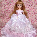 ピンクロングトレーンプリンセスフリル☆リカちゃんサイズ 