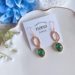 ダークグリーンガラス製ピアス(イヤリング)/サージカルステンレス nonoacs