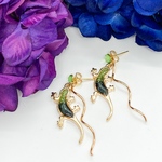 毒トカゲのくるくるピアス（グリーン/ブラック）