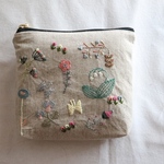 刺繍　ポーチ　野花が色々。