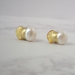 琥珀×パール金継ぎピアス
