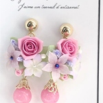 再販☆薔薇ブーケと天然石のマグネットピアス(イヤリング)☆大人可愛い