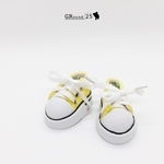 Nuimos ぬいもーず ハンドメイド  人形アクセサリー【刺繍入り スニーカー 】