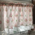ピンク薔薇と花柄　カフェカーテン