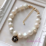 カメリア付きパールのチョーカー💠