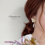 SWAROVSKI"romance bouquet"／ブライダルピアス／ブライダルイヤリング／ウェディングイヤリング／花嫁／結婚式／ゴールド／ドレス／スワロフスキー／フラワー／ウェディング