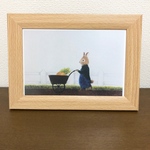 ギフトにも♪ 絵本のような額付きポストカード  (うさぎとニンジン)