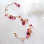 ミニばらの花びらブレスレット　ボルドー