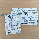 w35×25cm w40×30cm w40×40cm 白 カーキ色から恐竜柄 🦖🦕  給食2点セットランチョンマット&巾着セット