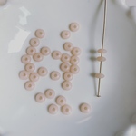再販無し◆ デッドストック   5mm 30粒　ビーズ　薄ピンク