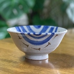 涼しげなめだか柄🐟のご飯茶碗［送料無料]
