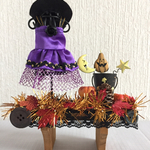 ハロウィンパーティーのコスチューム（パープル・棚）