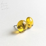 ガラスの一粒ピアス   イエロー　アレルギー対応ピアス
