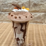 モルタルスイーツ、パフェ鉢チョコパ