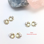 イエロー　金具選択可能 天然石使用 ♡ビジューとホワイトシェル×レモンクォーツのピアスorイヤリング♡
