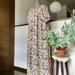 お値下げ‼️セール出品‼️花柄スウィート　大人可愛い　　　初夏のワンピース　ロングワンピース　マキシ丈　ギャザーワンピ