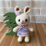 おしゃれな　うさぎ　ストラップ
