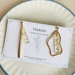 かすみ草のアシンメトリーピアス（イヤリング）