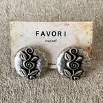 silver flower／ 着画