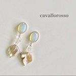 【sale】¥1150→¥760!!ホワイトオパール×スモークさざれ石＆天然シェルピアス（イヤリング）