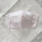 新作♡送料無料❁︎１点のみ❁︎スズラン刺繍ガーゼマスク ダブルガーゼ ピンク 夏マスク 立体マスク 夏マスク