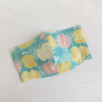 ＜送料無料＞立体マスク（大人用）☆.｡.:*＊ハンドメイド＊wガーゼ＊北欧風＊ミントグリーン系花柄＊070602c