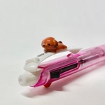 目標まであと少しなダックスフント3色ペン【油性黒0.7mm・赤0.7mm・シャープ0.5mm】