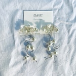 ハンドメイドピアス hydrangea driedflower