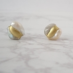 ※期間限定Sale※ラブラドライト×パールの金継ぎ小さめピアス