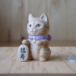 木彫り　招き猫（キジトラ）