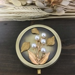 パールのお花 Part2 ミラー付きピルケース アクセサリーケース