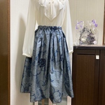 ブルーグレー　花唐草フレアスカート　絹紬　着物リメイク 50
