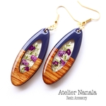 本物のお花と木のピアス/イヤリング　レジンアクセサリ―