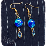 青ガラス雫チャームピアス（イヤリング）