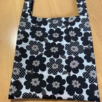 ナイロン製のミニエコバッグ