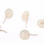 M3332-2  6個  ポニーフック ヘアアクセサリー 座金付 透かしフラワー 23mm ゴールド 3×【2ヶ】