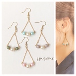 パールの三角イヤリング/ピアス