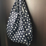 小さく畳めるエコバッグ