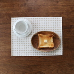 【小さめ】撥水💧ラミネートのランチョンマット★丸タイル　白　北欧【受注生産・たて27㎝以内×よこ40㎝以内】