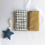 にぎにぎおもちゃ付き✩彡 抱っこ紐よだれカバー＊よだれパット＊サッキングパッド